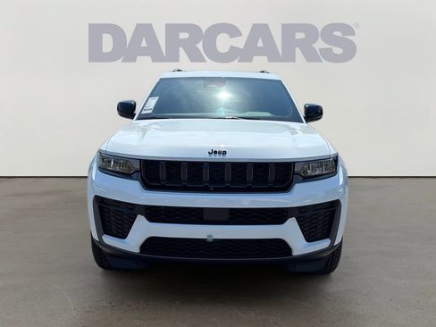 New 2026 Jeep Grand Cherokee L 4WD image 2