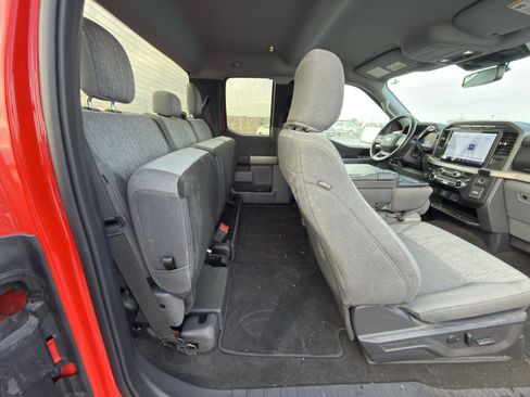 Used 2022 Ford F150 XLT w/ Equipment Group 302A High image 12