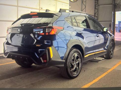 Used 2025 Subaru Crosstrek 2.5i Sport AWD/4WD image 2