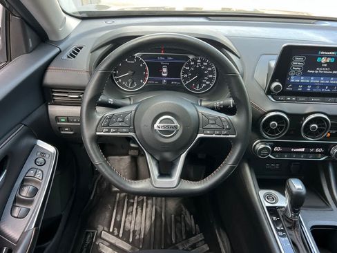 Used 2023 Nissan Sentra SR FWD image 16
