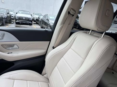 Used 2023 Mercedes-Benz GLE 450 4MATIC image 16