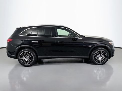 Used 2023 Mercedes-Benz GLC 300 w/ Exclusive Trim Package image 4