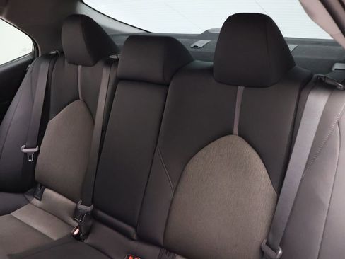 Used 2023 Toyota Camry LE image 18