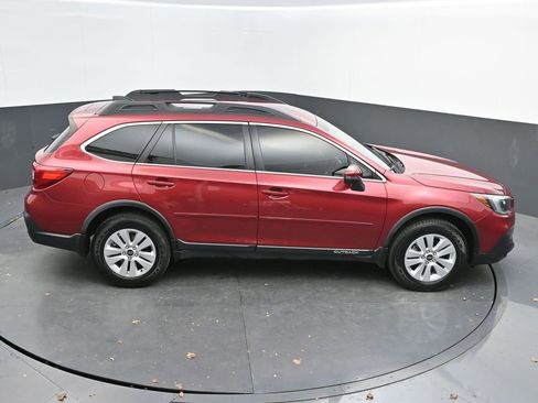 Used 2018 Subaru Outback 2.5i Premium image 35
