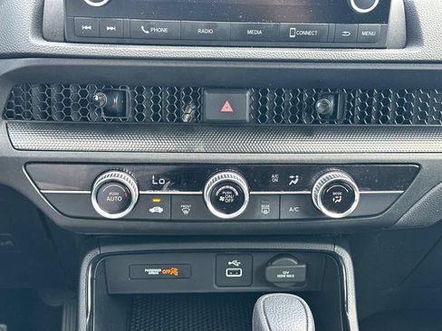 Used 2025 Honda CR-V LX image 25