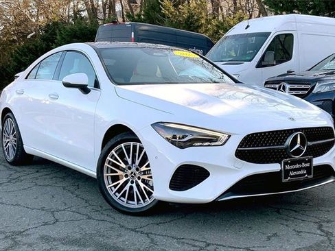 Used 2025 Mercedes-Benz CLA 250 4MATIC image 1