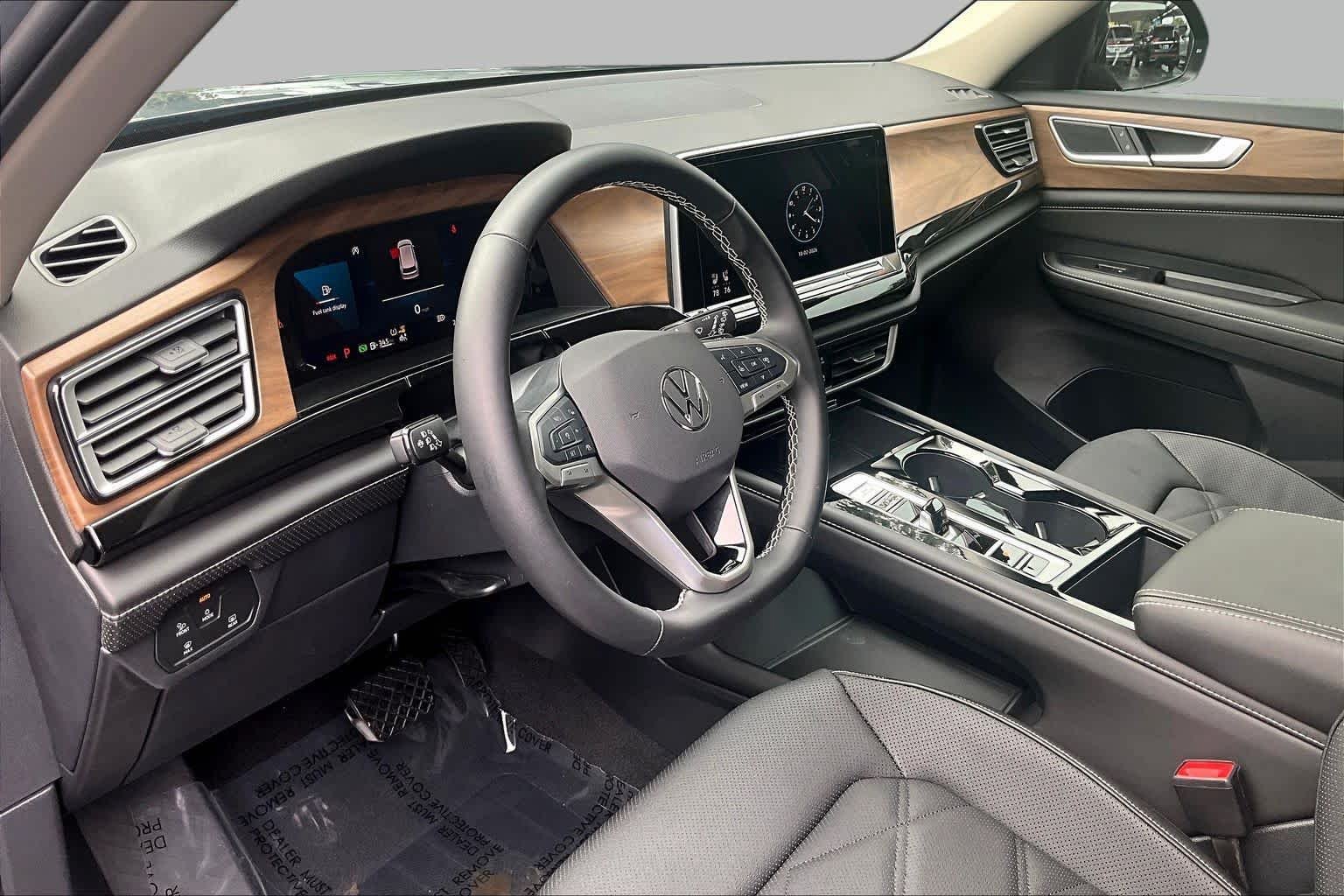 New 2026 Volkswagen Atlas SE FWD image 18