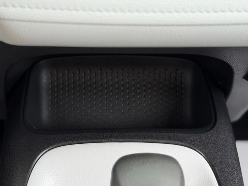 Certified 2025 Toyota Corolla SE FWD image 15
