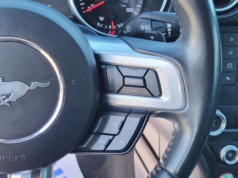 Certified 2019 Ford Mustang Convertible image 26