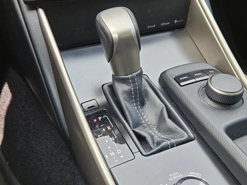 Used 2014 Lexus IS 250 RWD image 10