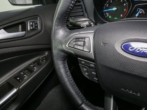 Used 2019 Ford Escape Titanium image 28