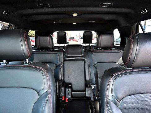 Used 2016 Ford Explorer Sport AWD/4WD image 25