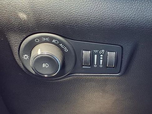 Used 2024 Jeep Compass Limited AWD/4WD image 17