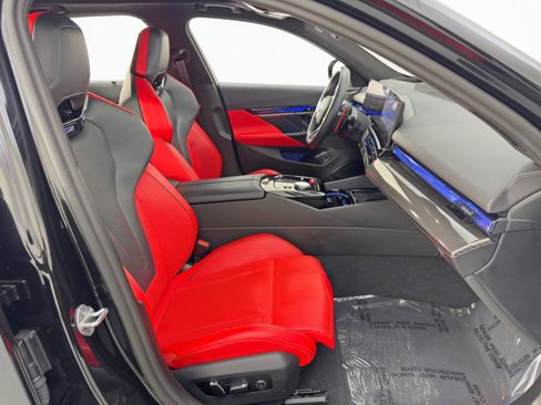 Used 2025 BMW M5 w/ Carbon Package image 16