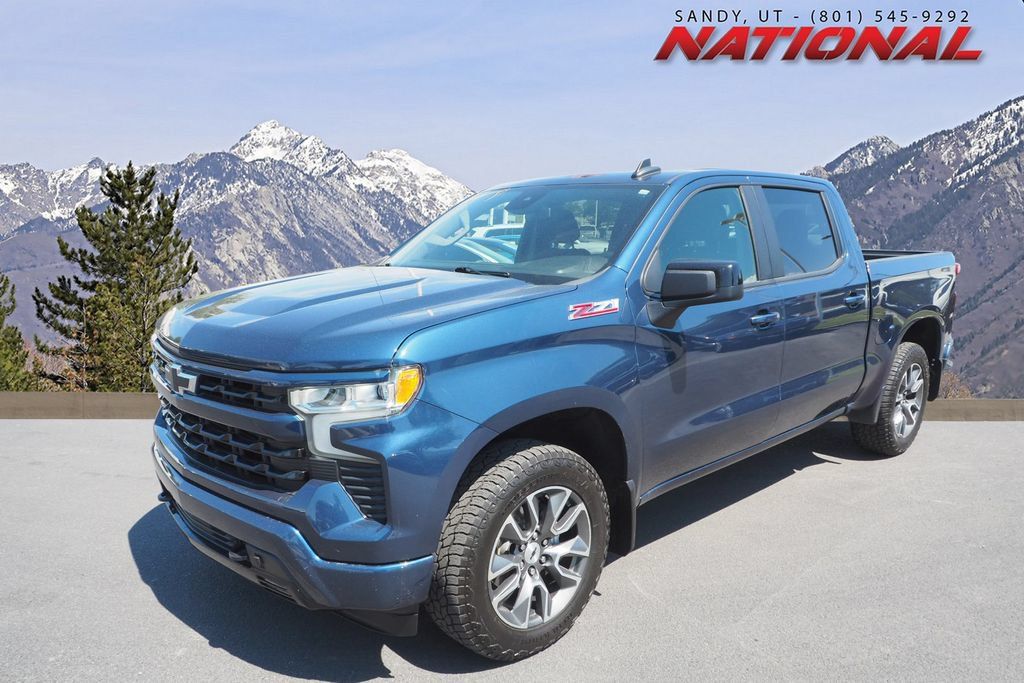 Used 2022 Chevrolet Silverado 1500 RST AWD/4WD image 1