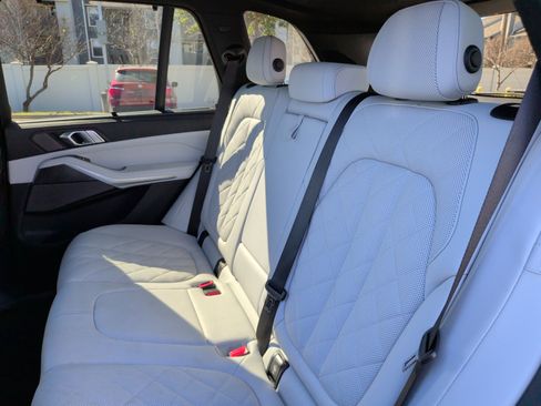 Certified 2023 BMW X5 xDrive40i w/ M Sport Package image 37