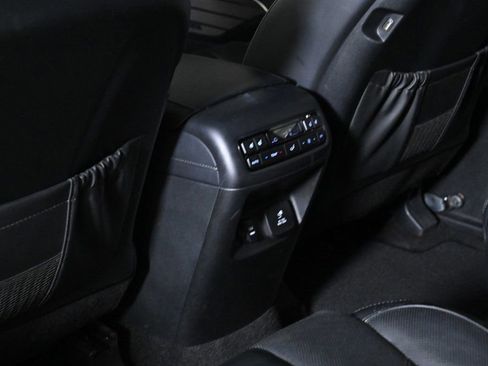 Used 2021 Hyundai Palisade Calligraphy image 18