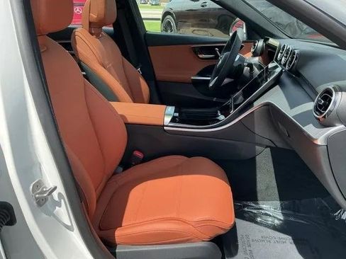 New 2025 Mercedes-Benz C 300 4MATIC Sedan image 33