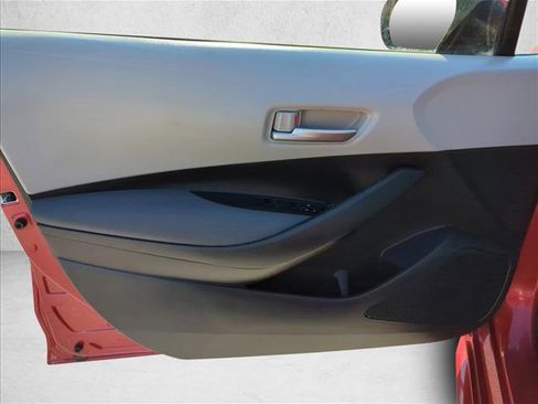 Certified 2020 Toyota Corolla LE image 10