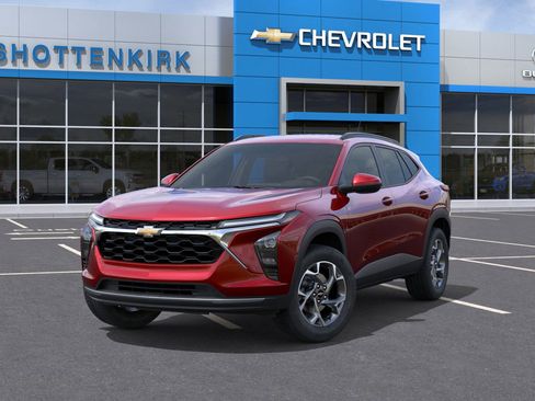 New 2026 Chevrolet Trax LT w/ Driver Confidence Package image 31