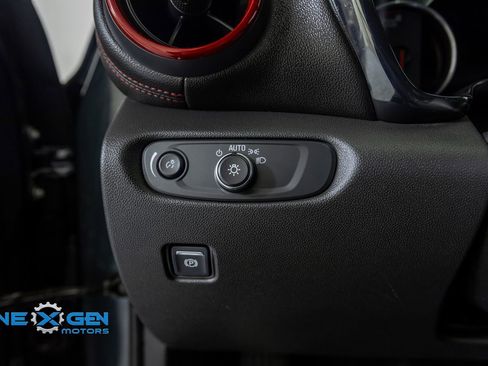 Used 2019 Chevrolet Blazer RS AWD/4WD image 13