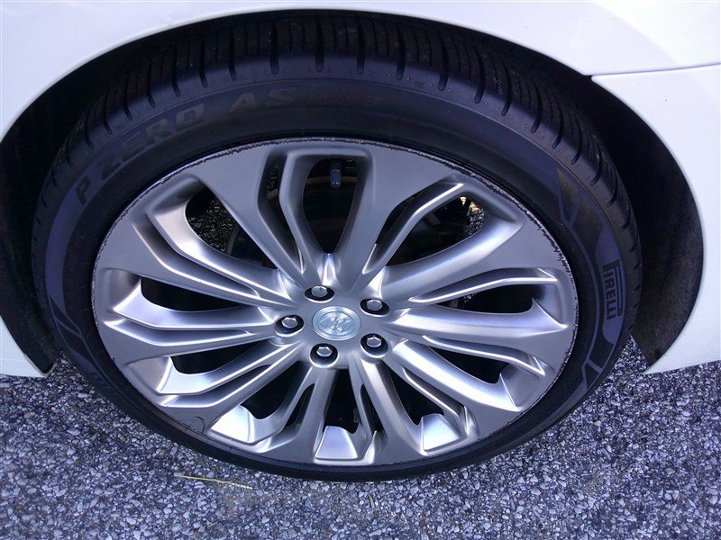 Used 2017 Buick LaCrosse Premium w/ Driver Confidence Package #2 FWD image 22