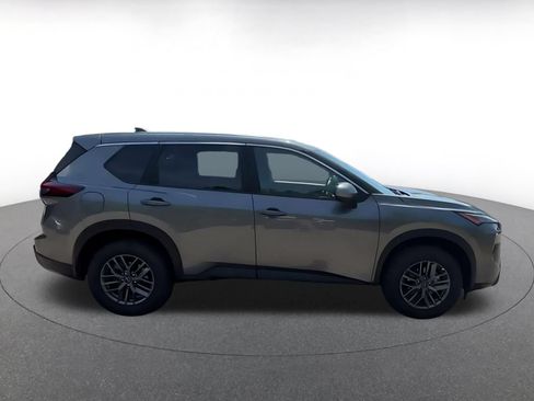 Used 2026 Nissan Rogue SV AWD/4WD image 15