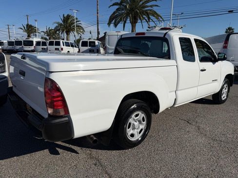 Used 2013 Toyota Tacoma 2WD Access Cab image 6