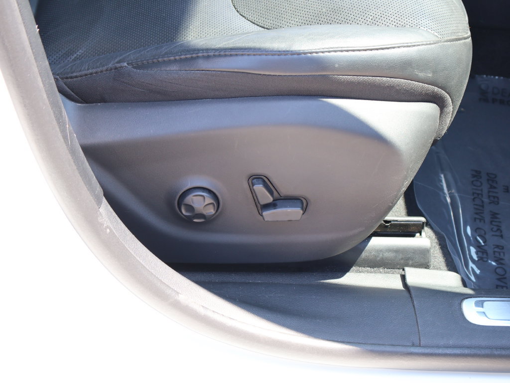 Used 2020 Jeep Cherokee Limited FWD image 9