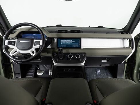 Used 2020 Land Rover Defender 110 S image 28