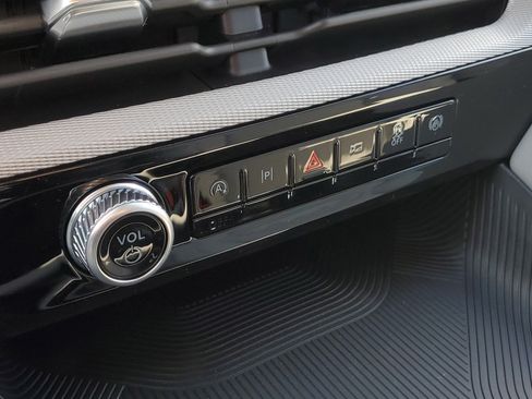 New 2026 Ford Explorer Active w/ Active Comfort Package image 23