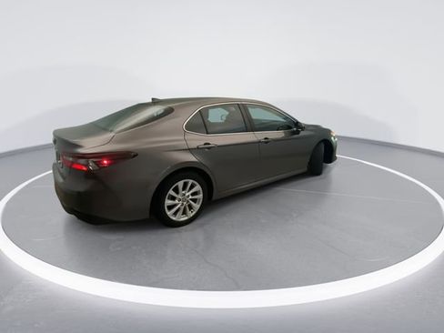 Used 2023 Toyota Camry LE FWD image 6