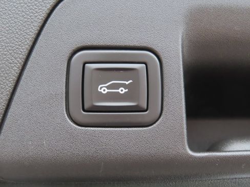 Used 2023 Buick Envision Preferred w/ Sport Touring Package AWD/4WD image 30