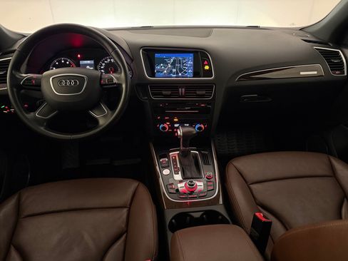 Used 2016 Audi Q5 2.0T Premium Plus w/ Technology Package AWD/4WD image 16