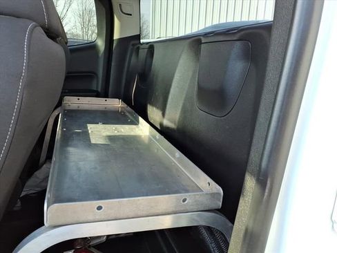 Used 2022 Chevrolet Colorado LT w/ Fleet Safety Package RWD image 15