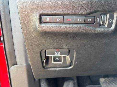 Used 2026 Jeep Cherokee Limited AWD/4WD image 25