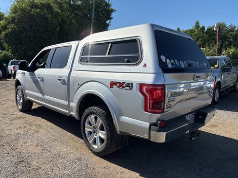 Used 2016 Ford F150 Platinum w/ Equipment Group 701A Luxury AWD/4WD image 3