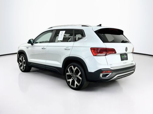 Used 2023 Volkswagen Taos SEL AWD/4WD image 5