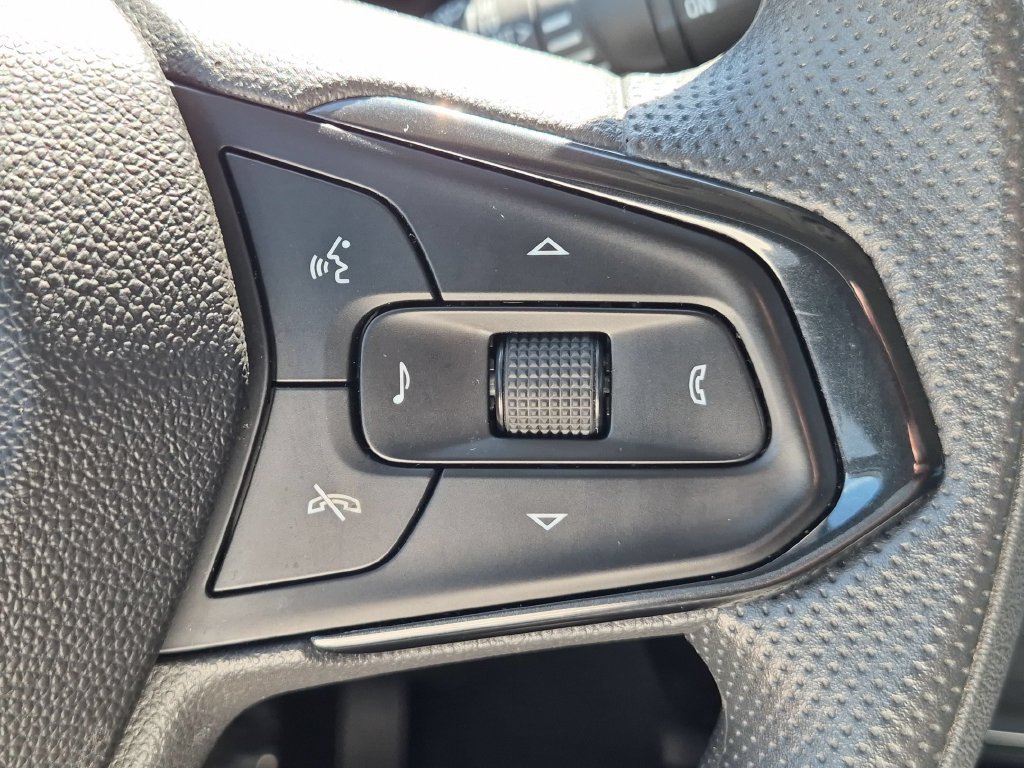 Used 2025 Chevrolet TrailBlazer LT AWD/4WD image 20