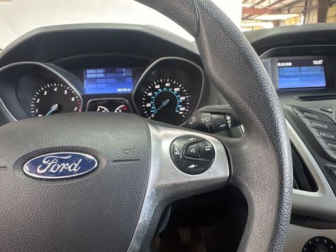 Used 2014 Ford Focus SE FWD image 13