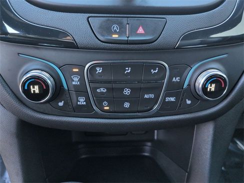 Used 2023 Chevrolet Equinox RS w/ RS Leather Package image 18