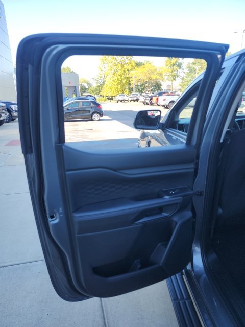 New 2026 Ford Ranger XLT w/ Equipment Group 301A High AWD/4WD image 32