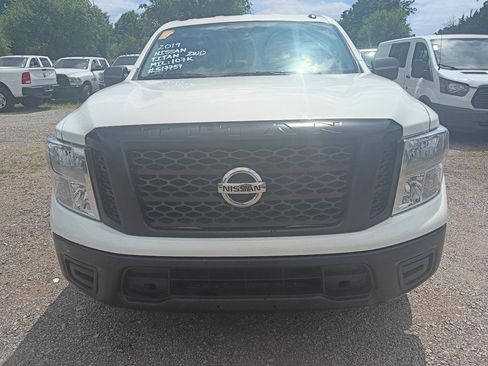 Used 2019 Nissan Titan S w/ S Utility Package RWD image 2