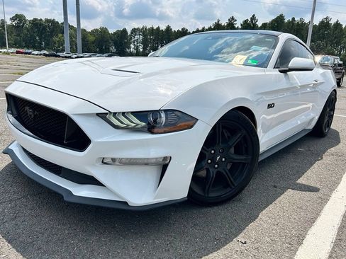 Used 2019 Ford Mustang GT w/ Equipment Group 301A RWD image 2