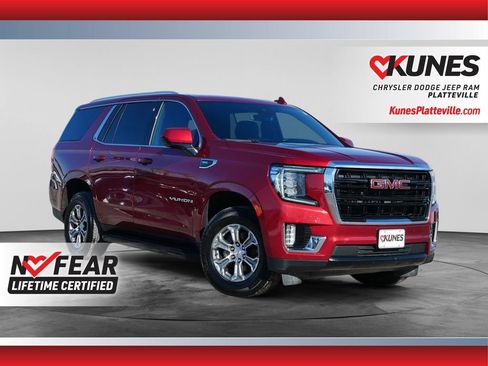 Used 2023 GMC Yukon SLE AWD/4WD image 1