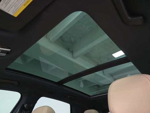 Certified 2023 Porsche Cayenne AWD/4WD image 26