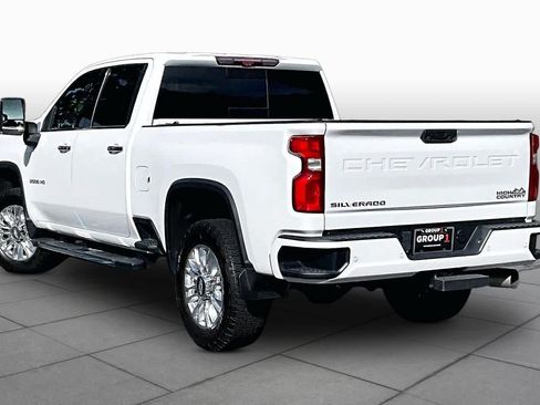 Used 2020 Chevrolet Silverado 2500 High Country w/ Z71 Off-Road Package AWD/4WD image 12