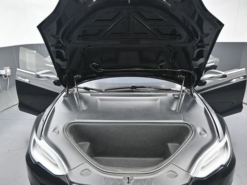 Used 2020 Tesla Model S Performance AWD/4WD image 39