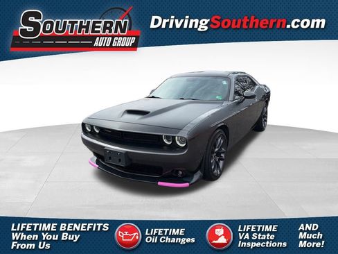 Used 2023 Dodge Challenger R/T w/ T/A Package image 1