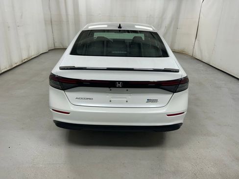 Used 2023 Honda Accord Sport image 5